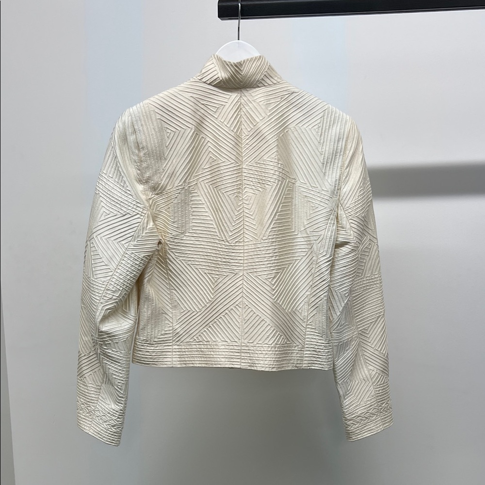Chic Cream Textured Jacket - Picture 4 of 4